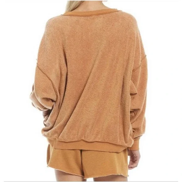 FREE PEOPLE Kelly Washed Cognac Sweatshirt Set Shorts Top Size Medium NEW - Picture 8 of 13